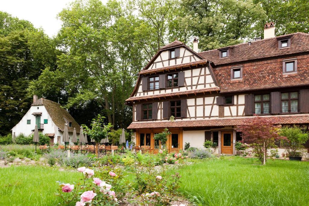 Maison D'Hotes De Coeur Et D'Exception - Du Cote De Chez Anne Strasbourg Exterior photo
